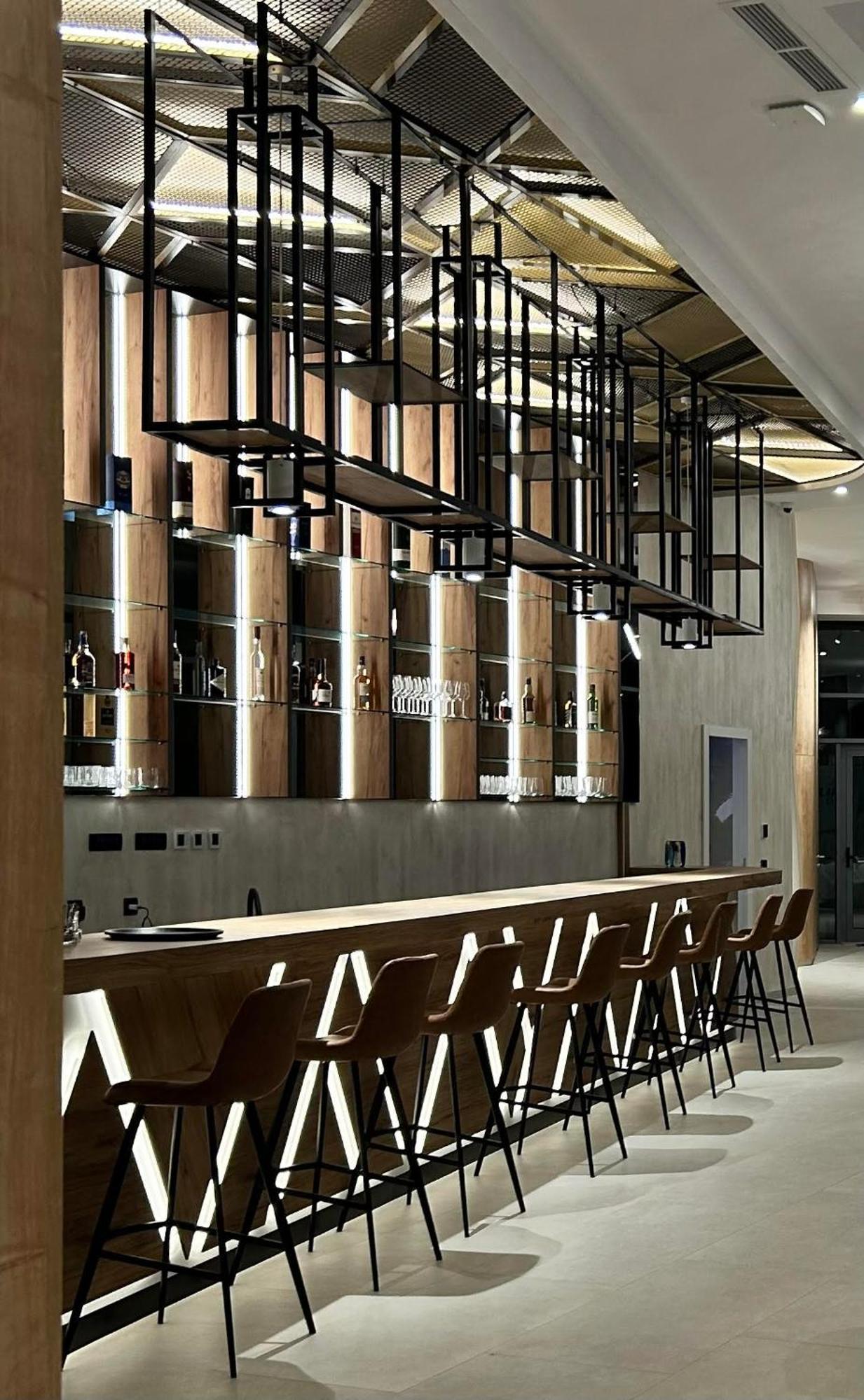 Hotel Ponta Plaza Conference & Spa Budva Eksteriør billede