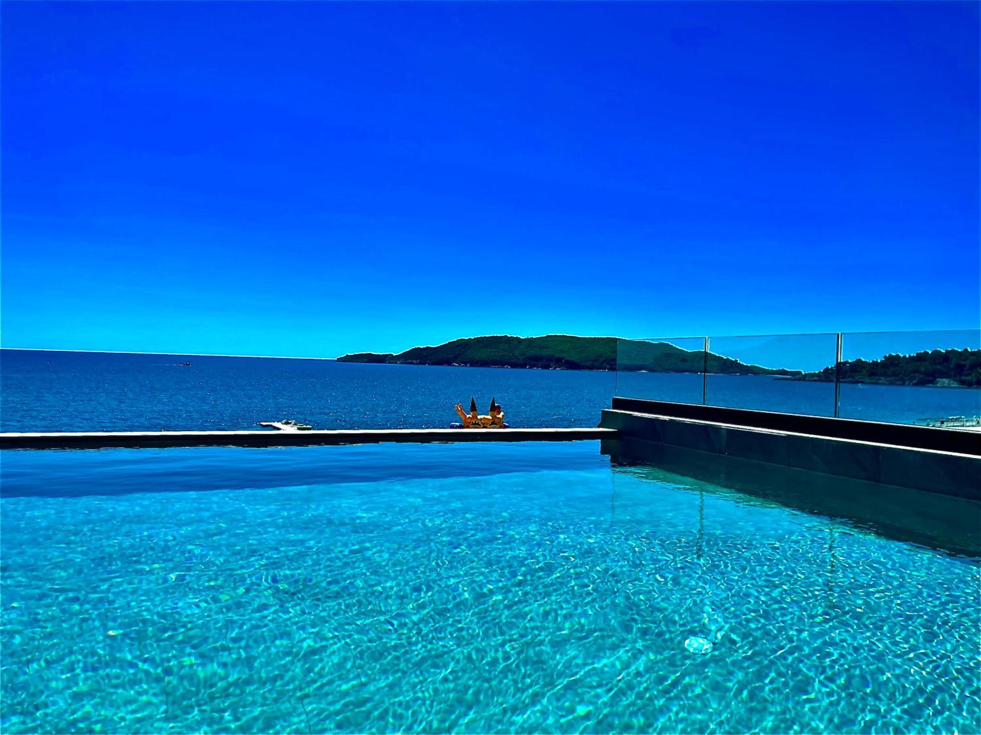 Hotel Ponta Plaza Conference & Spa Budva Eksteriør billede