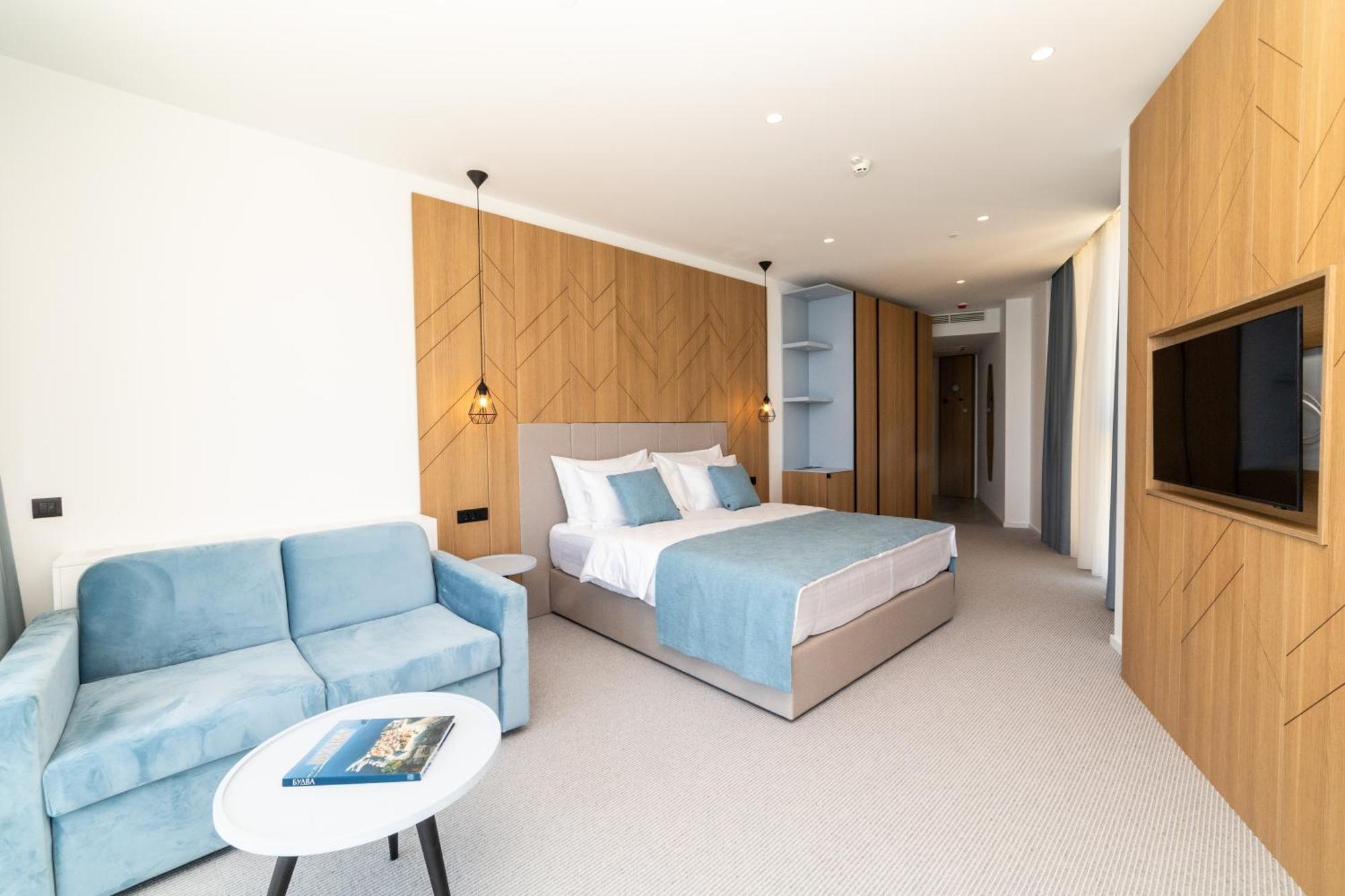 Hotel Ponta Plaza Conference & Spa Budva Eksteriør billede